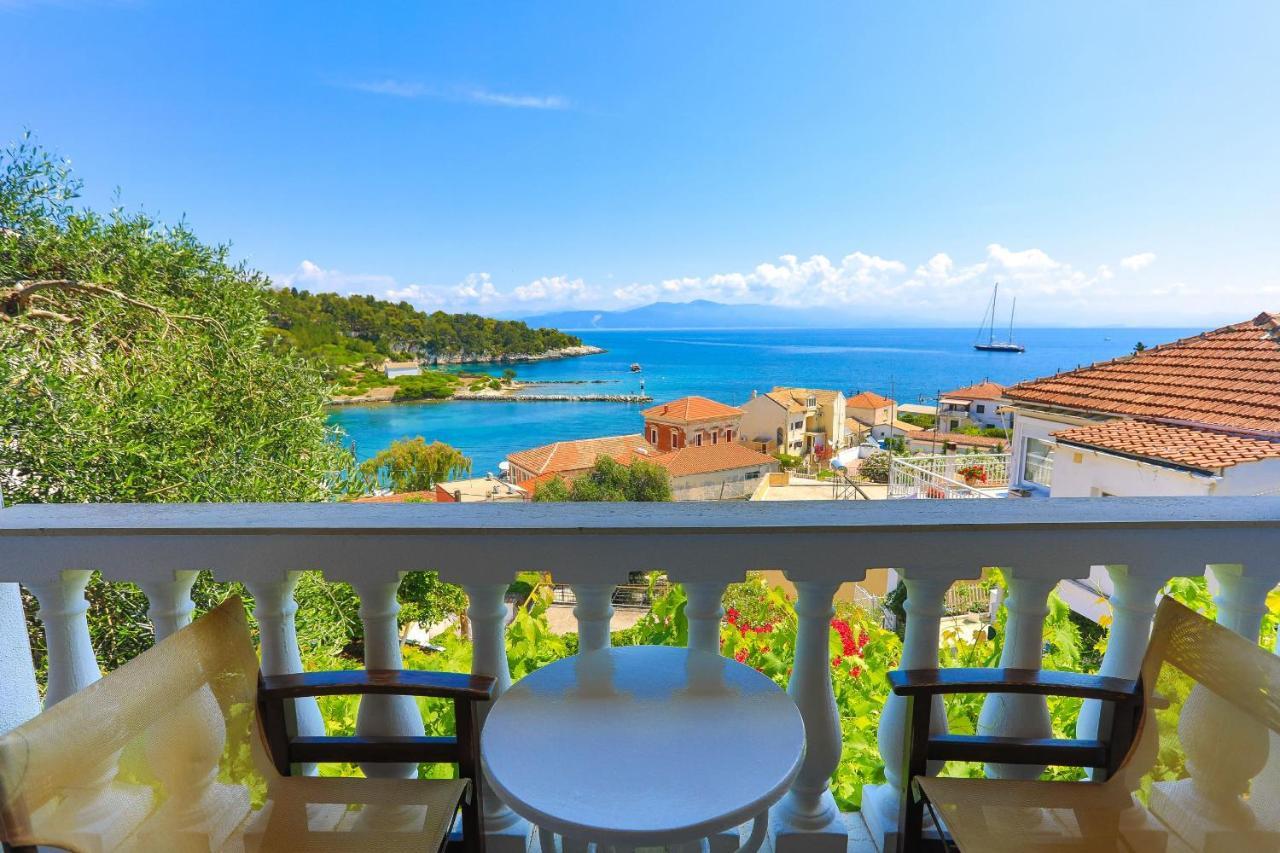 Апартаменты Vista Mare Faros Гайос Экстерьер фото